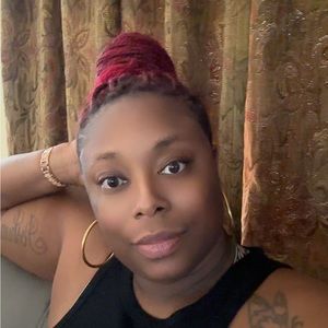 Meet your Posher, Breanna